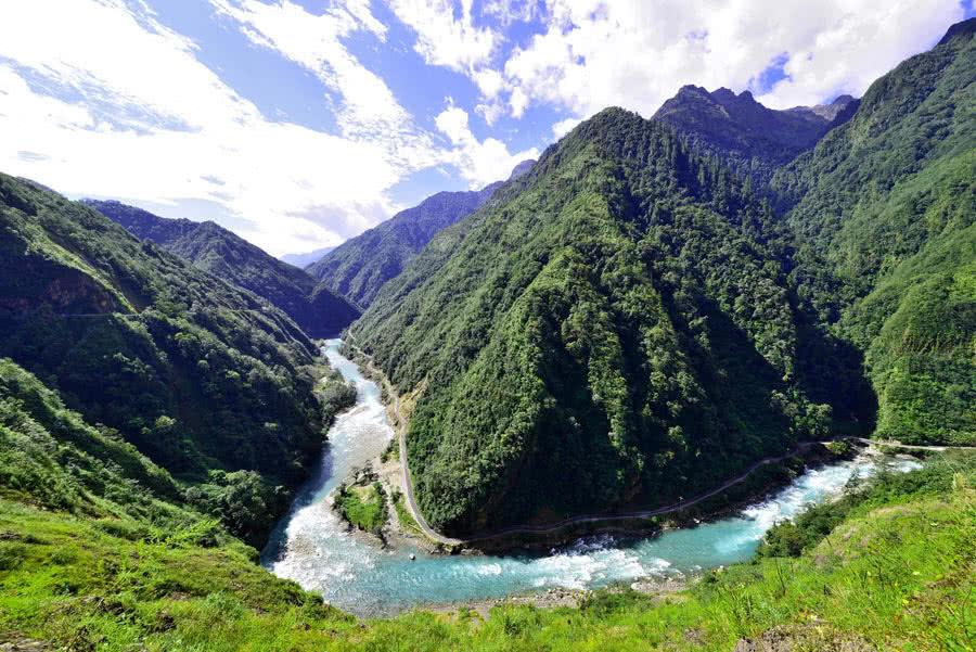 首份无车家庭申请指标公证书出炉 扫码阅读手机版